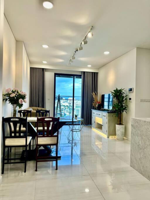 2 Bedroom Luxury Condo In City Central Ho Chi Minh City Exterior photo