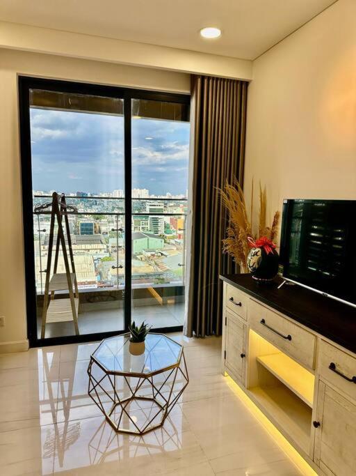 2 Bedroom Luxury Condo In City Central Ho Chi Minh City Exterior photo